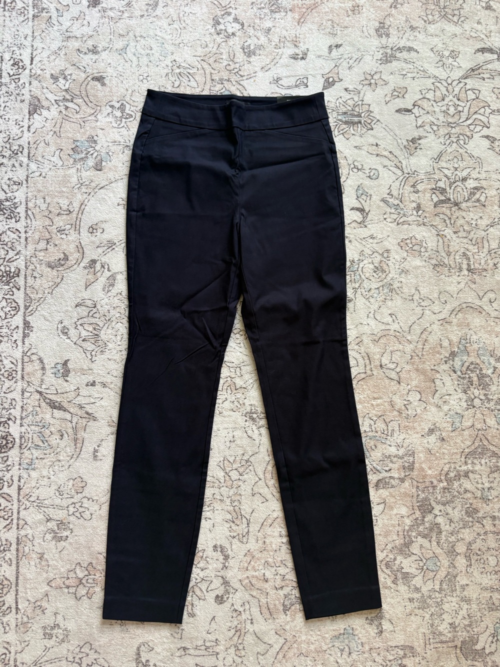 Size M RW&CO. Women's Skinny Pants in Navy Ankle Length